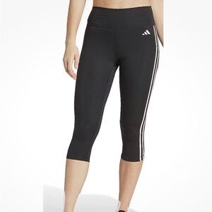 NWT • Adidas Aeroready • High Rise Tight Fit 3/4 Style Training Tights • Size M